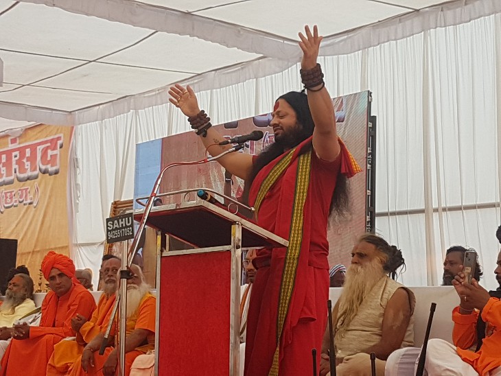 धर्म में धर्म के लिए नियमित चरण, इन गांधी को गली की सफाई से।