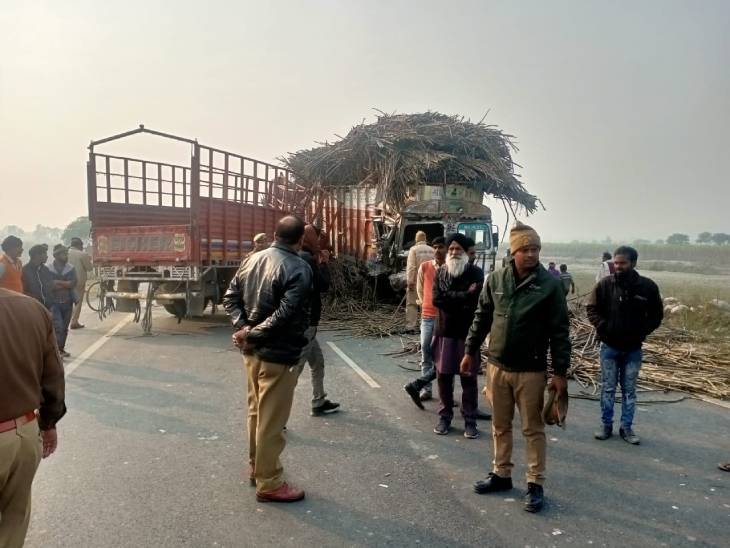 लखीमपुर-खीरी में गन्ना लदे ट्रैक्टर से भिड़ा डीसीएम - Dainik Bhaskar