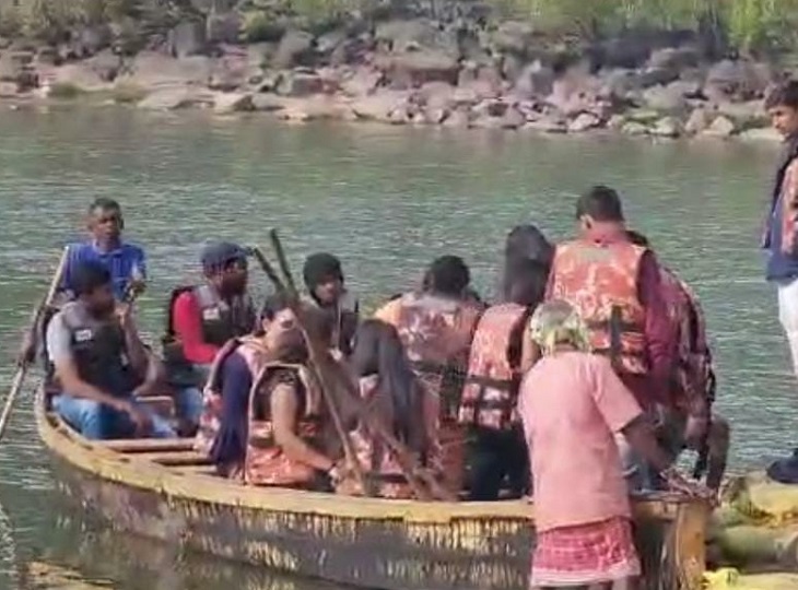 चित्रों में इंसानों के परिवार के बच्चे भी खुश होंगे।
