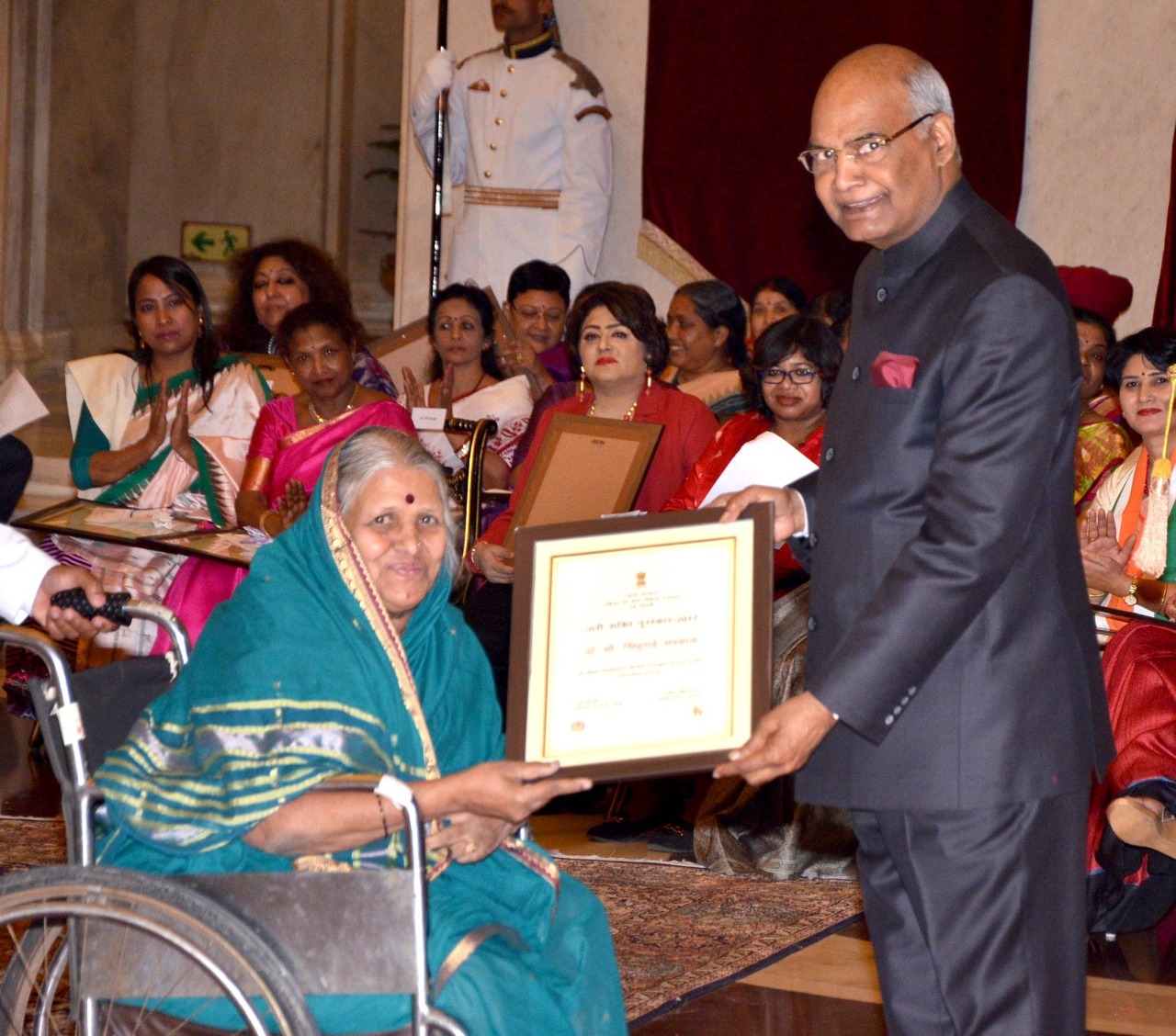 A few months back Sindhutai was awarded the Padma Shri.