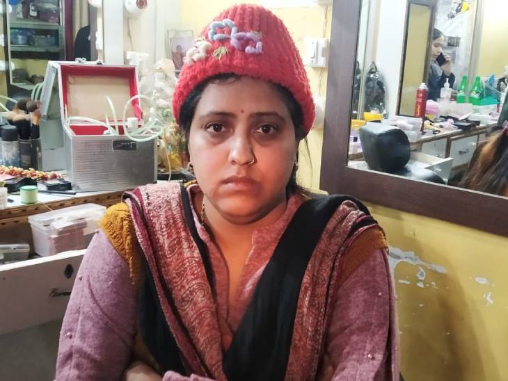 पीड़िता पूजा ने मुख्यमंत्री योगी आदित्यनाथ से शिकायत की है।