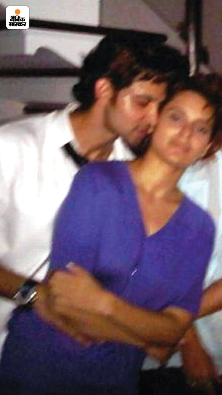 In an interview, Kangana Ranaut called Hrithik her 'silly ex', which revealed the relationship between the two. The actor had filed a cyber-stalking case against Kangana, rejecting which Kangana filed a counter case against him. Hrithik never admitted about the relationship with Kangana but pictures from a party put an end to all the speculations. Hrithik was accompanied by his ex-wife Sussanne in this party.