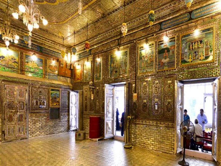 कांच मंदिर