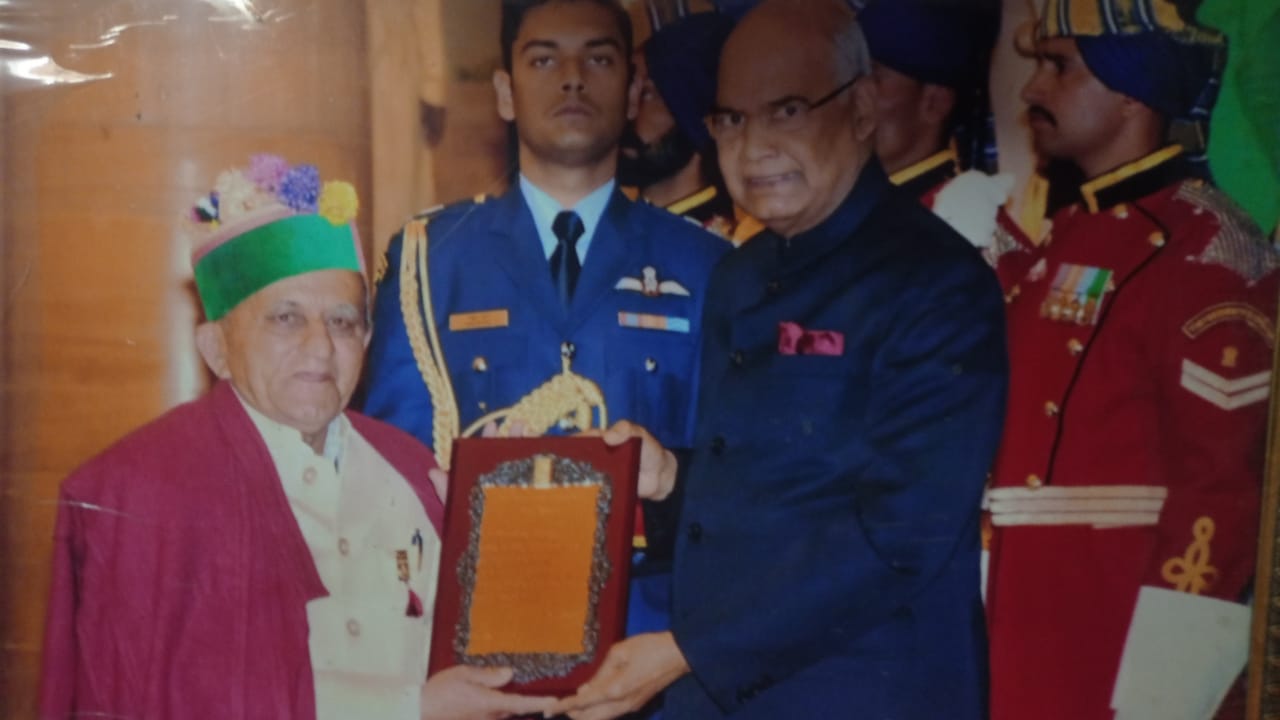 संगीत के लिए अभिमंत्रित किया गया राष्ट्रपति। (फोटो फोटो)
