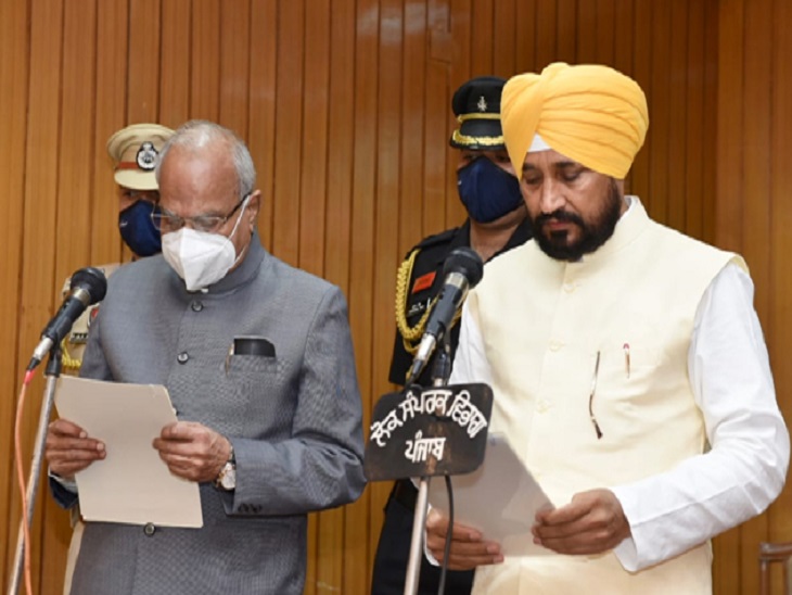 चरणजीत चन्नी ने 20 सितंबर को नए सीएम पद की शपथ ली