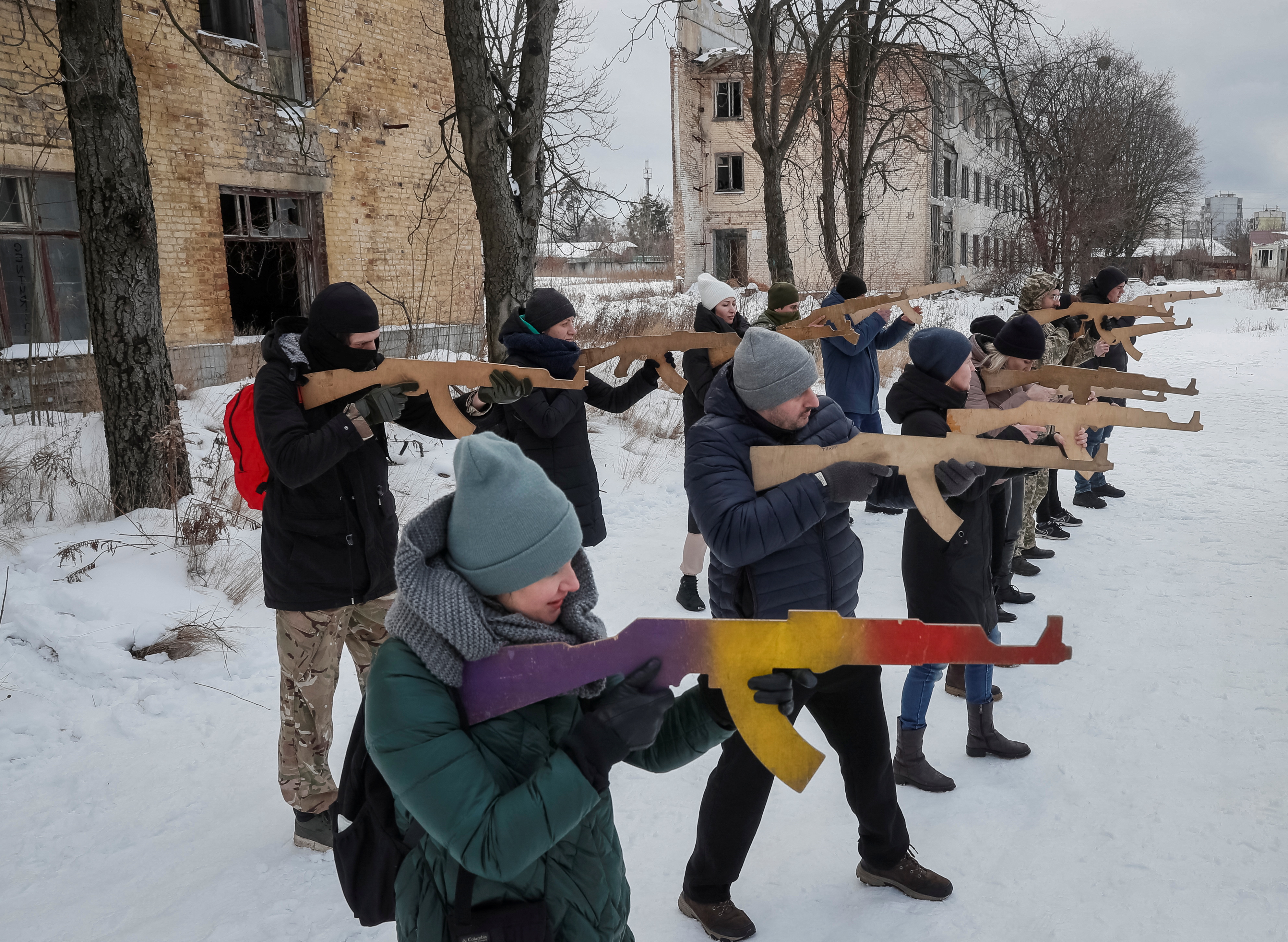 Ukraine's army is also ready to stop Russia.  However, common people are also preparing so that if need be, they will also be able to be of use to their country.  Western countries are also helping Ukraine by sending weapons.