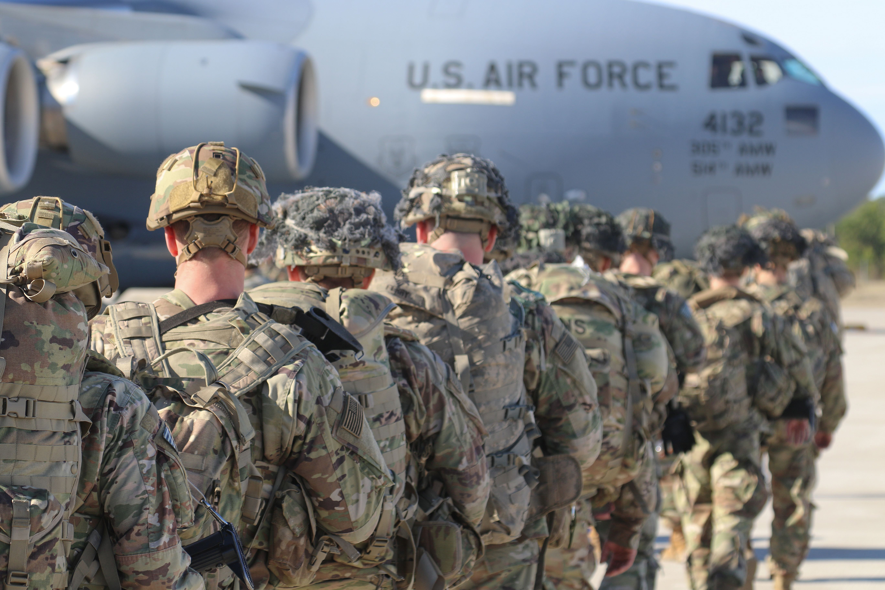 About 8 soldiers of the US Air Force and Navy have been put on alert. (file)