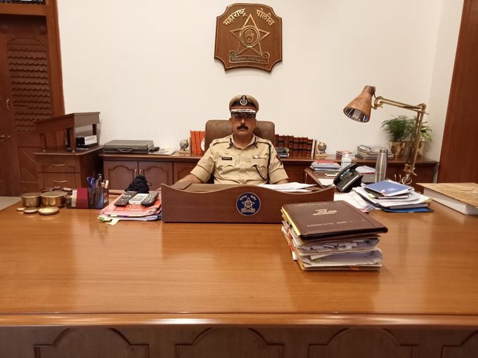 रजनीश सेठ ने अपने कार्यकाल में कई महत्वपूर्ण पदों पर काम किया है। फोर्स वन के गठन में उनका बड़ा योगदान है।