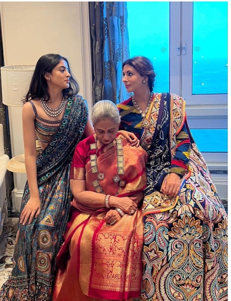 सांसद जया बच्चन अपनी बेटी श्वेता के साथ