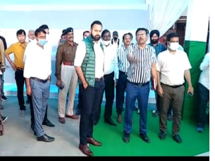 कलेक्टर डॉ. सारांश मित्तर ने भी तैयारियों का किया निरीक्षण