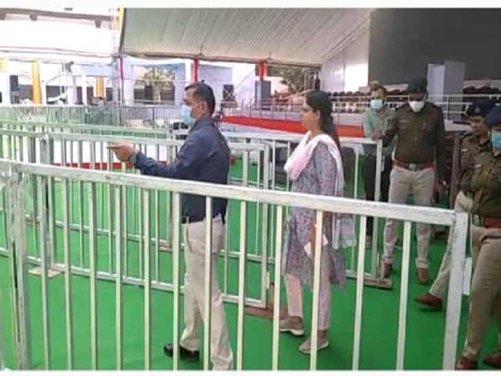 IG रतनलाल डांगी और SP पारुल माथुर ने सभा की सुरक्षा व्यवस्था का जायजा लिया
