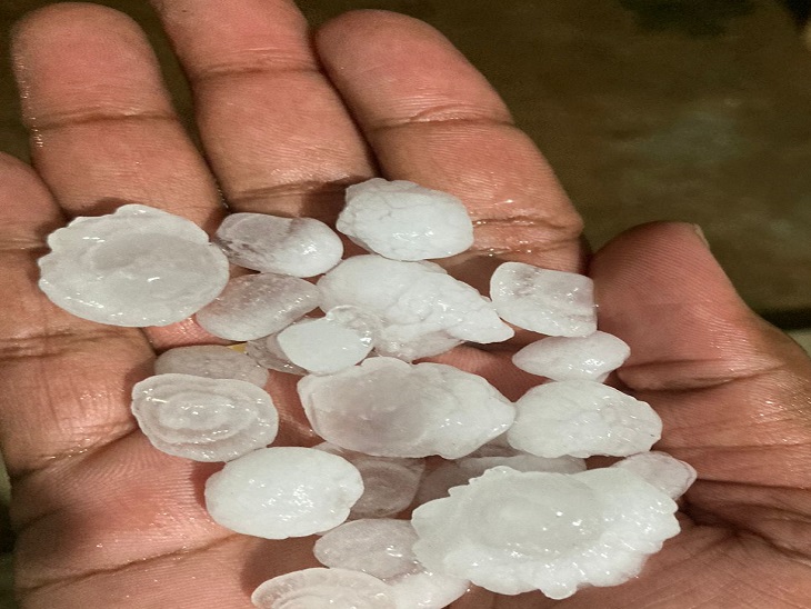 कवर्धा में गिरे ओेले।