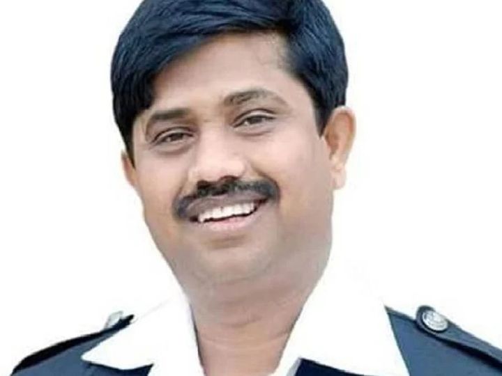 कैबिनेट मंत्री नंदी ने किए दो ट्वीट।