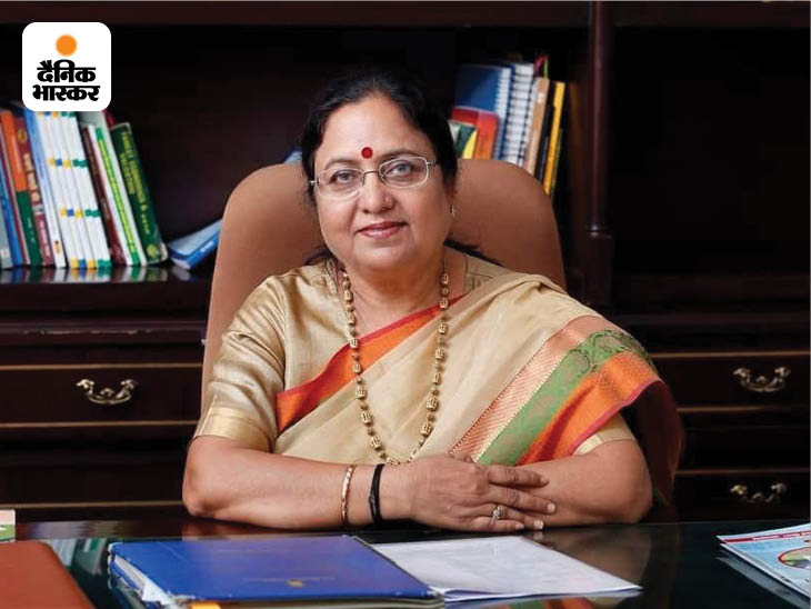 बेबी रानी मौर्य ने 15 साल बाद विधानसभा चुनाव लड़ा है। इससे पहले बेबी रानी मौर्या ने भाजपा की टिकट पर वर्ष 2007 में एत्मादपुर विधानसभा सीट से चुनाव लड़ा था, लेकिन उन्हें हार का सामना करना पड़ा था।