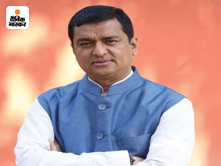मोदी जब गुजरात के सीएम थे तब बलूनी वहां के राज्यपाल के OSD थे।
