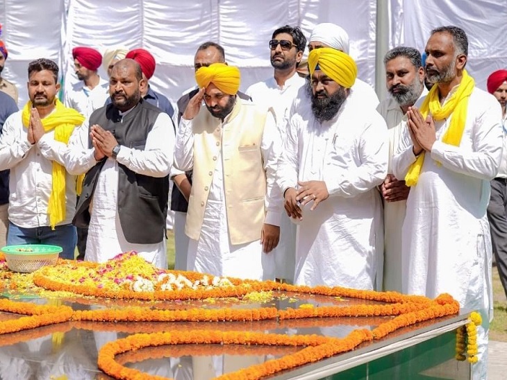 खटकड़ कलां में शहीदों को सैल्यूट करते CM भगवंत मान