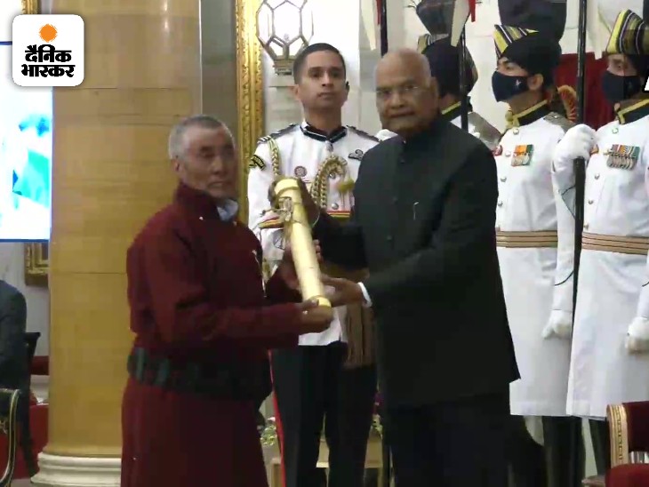 लद्दाख की लकड़ी पर नक्काशी करने वाले कलाकार त्सेरिंग नामग्याल को पद्मश्री से सम्मानित किया गया है।