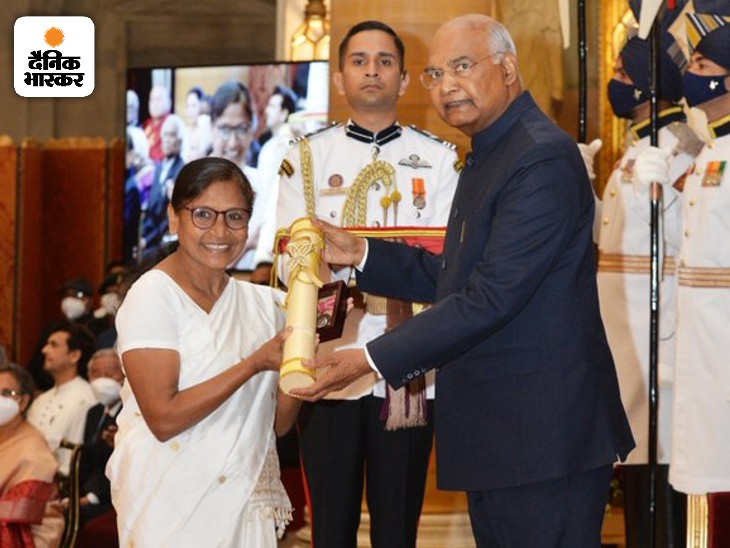 सामाजिक कार्य के लिए सुश्री शकुंतला चौधरी (मरणोपरांत) को पद्म श्री प्रदान किया।