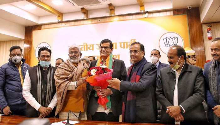 रिटायरमेंट के 2 दिन बाद जब भाजपा में हुए शामिल