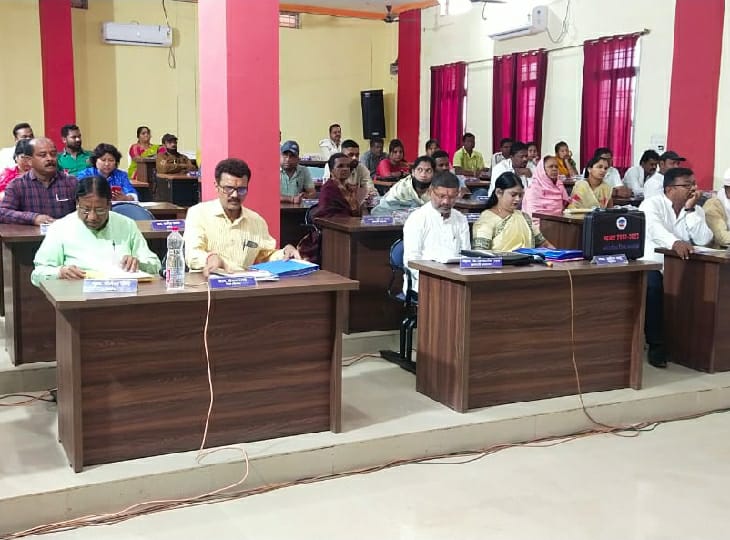 जगदलपुर नगर निगम के सभी पार्षद भी मौजूद रहे।