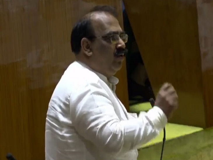 पंजाब सरकार के प्रस्ताव का विरोध करते BJP विधायक अश्वनी शर्मा