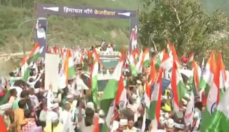 मंडी में विक्टोरिया ब्रिज से शुरू हुआ आम आदमी पार्टी का रोड शो।