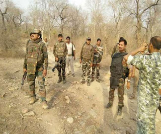 एसटीएफ के जवानों की हत्या के बाद की तस्वीर