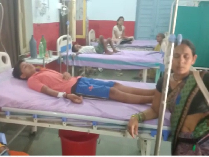 घर जाते ही शुरू हो गया पेट दर्द और उल्टी, इलाज के बाद हुए ठीक|बलौदाबाजार,baloda bazar - Dainik Bhaskar