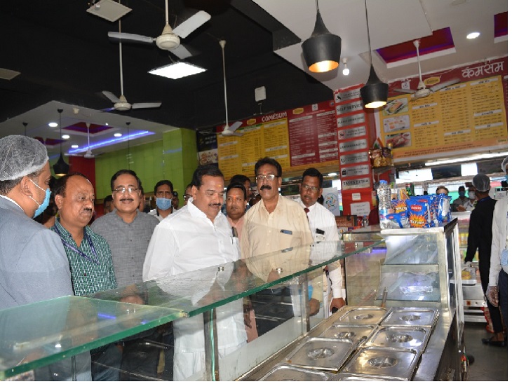 फूट जोन कमसम में भी दिखी अव्यवस्था