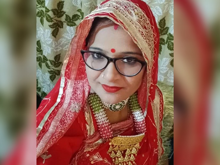 रेखा फैंसी जनरल स्टोर और ब्यूटी पार्लर भी चलाती थी। सोशल मीडिया पर भी एक्टिव रहती थी।