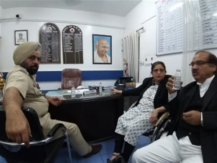 दिल्ली पुलिस की तरफ से डिटेन किए गए DSP