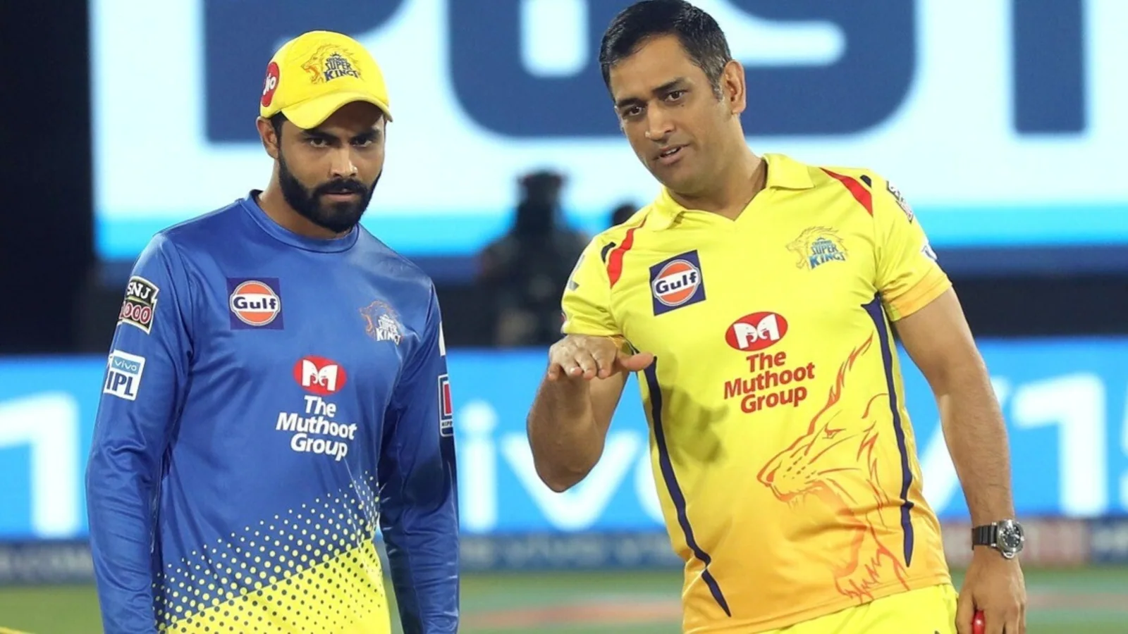 पूरे विवाद के बीच चेन्नई की टीम मैनेजमेंट और धोनी का बयान आ रहा है। कप्तानी से हटने से लेकर सीजन से बाहर होने तक, जडेजा ने कोई प्रतिक्रिया नहीं दी है।