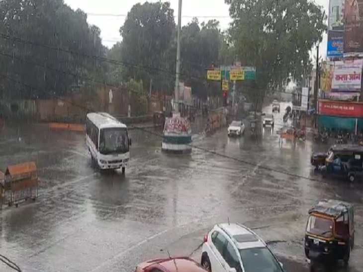 अंबिकापुर शहर में शाम को ये नजारा था।