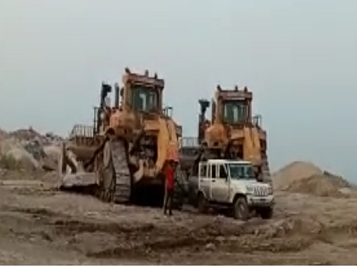 जेसीबी सहित अन्य वाहनों से डीजल चोरी करने वालों का है गैैंग