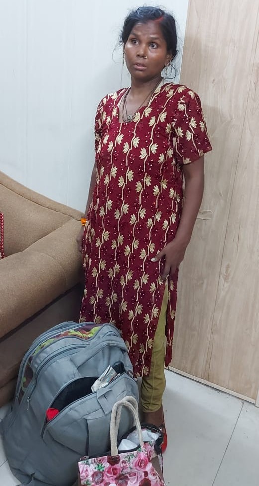 बच्चे की हत्या के बाद जीआरपी ने आरोपी मां मंजू राठौर को गिरफ्तार कर लिया।