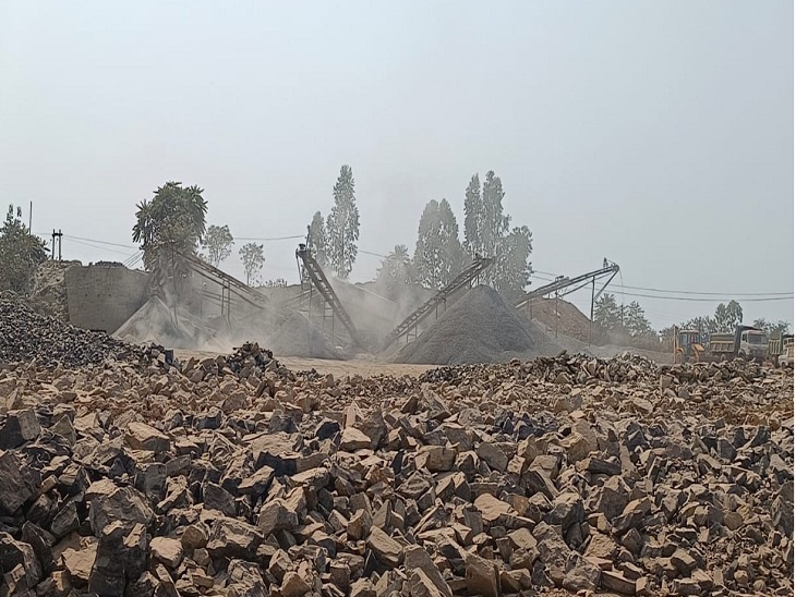 खनिज विभाग भी अवैध खुदाई पर नहीं कर रहा कार्रवाई।