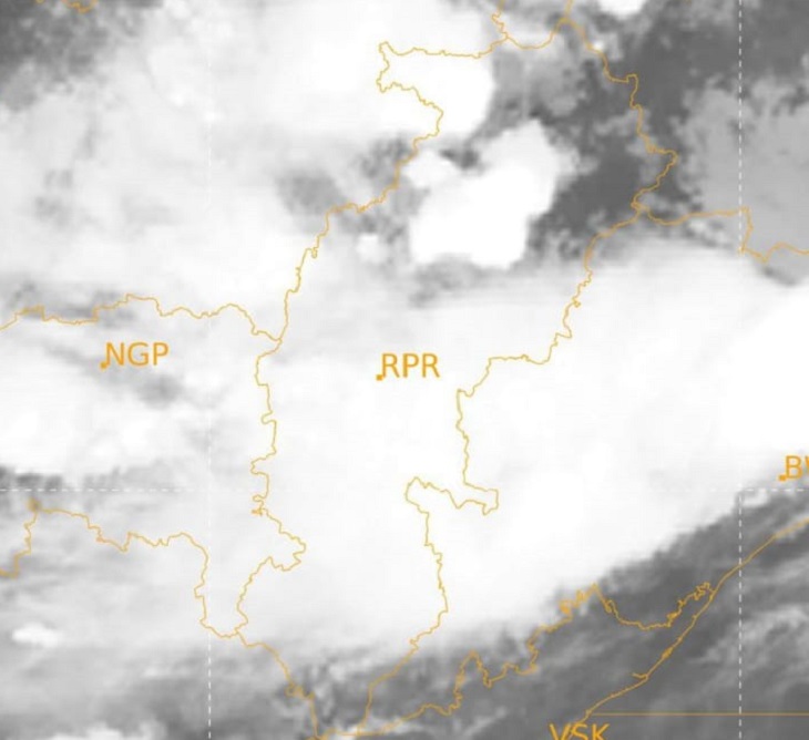 मौसम विभाग से जारी इस उपग्रह तस्वीर में वज्रपात और अंधड़ प्रभावित क्षेत्रों को देखा जा सकता है।