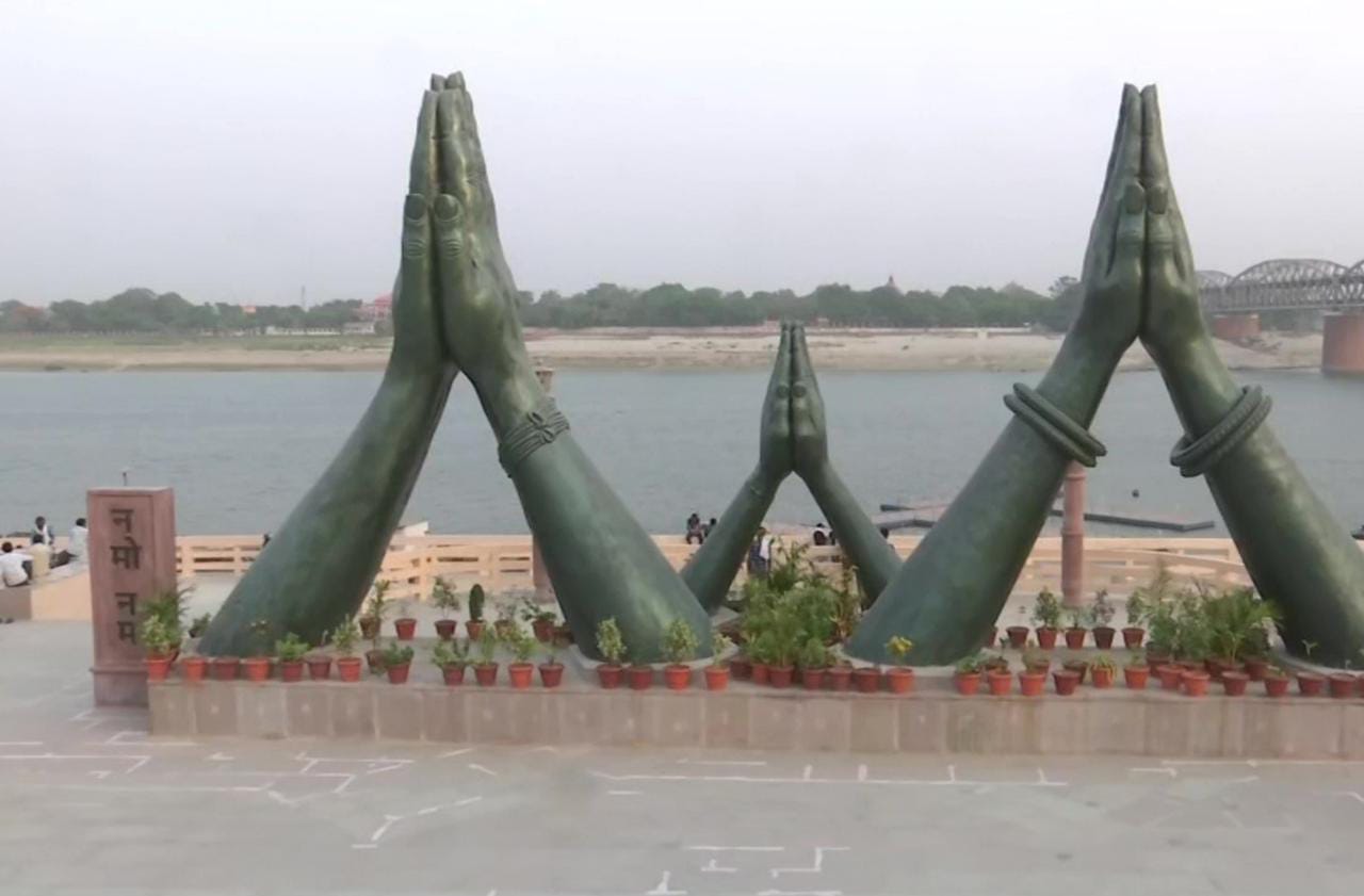 खिड़किया घाट पर 7 चेंजिंग रूम भी जल्द ही बनाए जाएंगे।