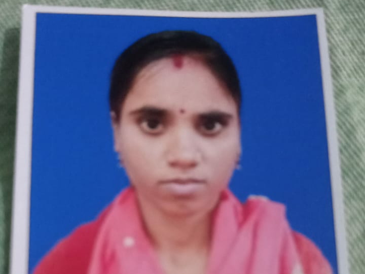 मृतक महिला की फाइल फोटो।