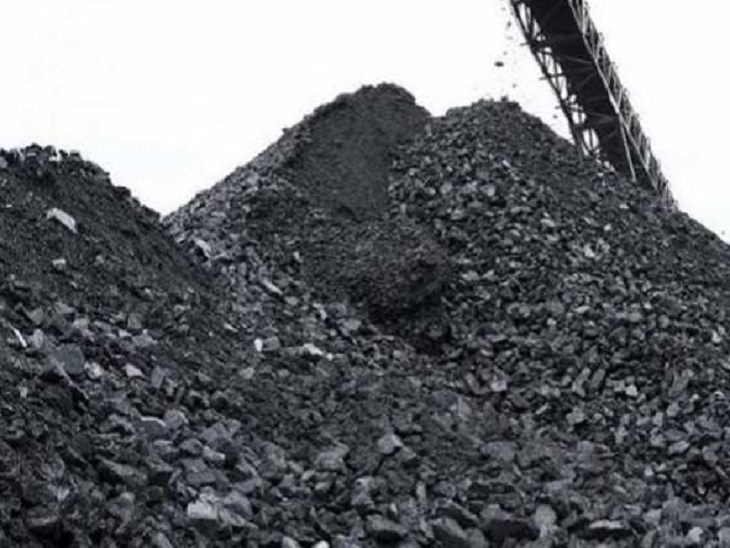 बिलासपुर, कोरबा, रायगढ़ और जांजगीर-चांपा की कोलवाशरी और कोल डिपो पहुंचे  अफसर; स्टॉक में गड़बड़ी की जांच | Raid on coal traders in Chhattisgarh:  State government ...