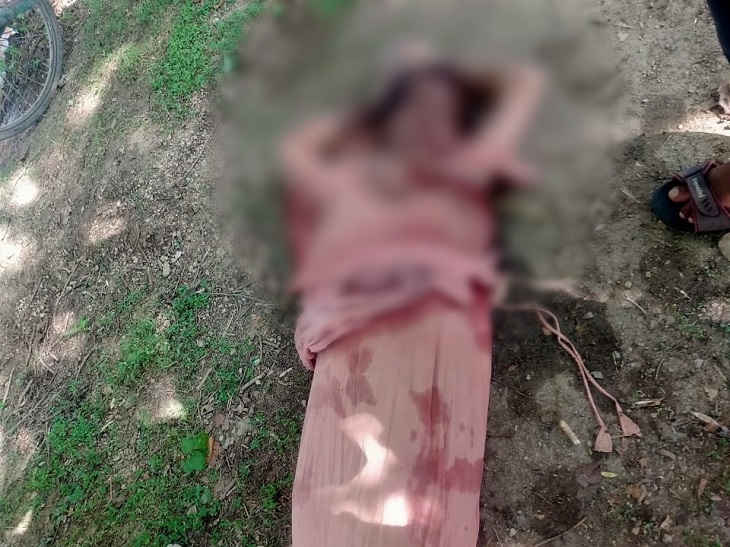 15 घंटे बाद 12 किमी दूर मिली लाश, लोग बोले- कंक्रीट पुल से नहीं होता हादसा | After 15 hours, the dead body was found 12 km away, people said - the