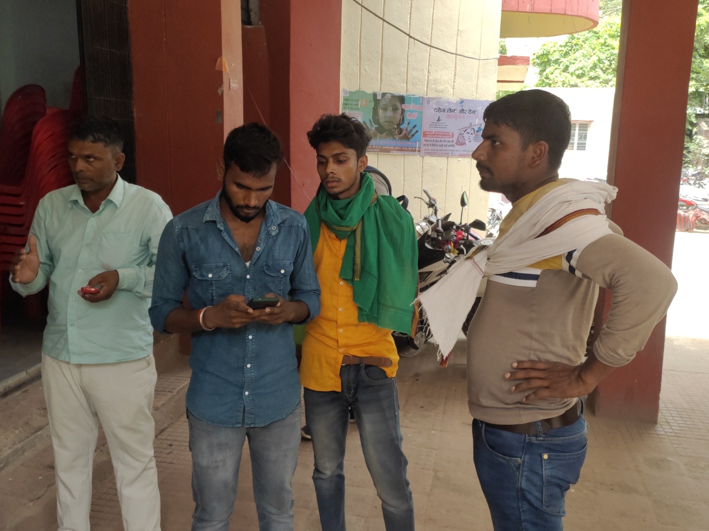 नवादा में अपहर्ताओं के चंगुल से भाग युवक - Dainik Bhaskar