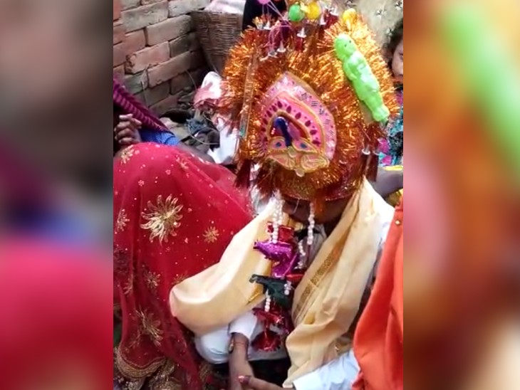 शादी की तस्वीर।