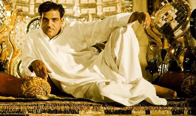 फिल्म के डायरेक्टर के. आसिफ