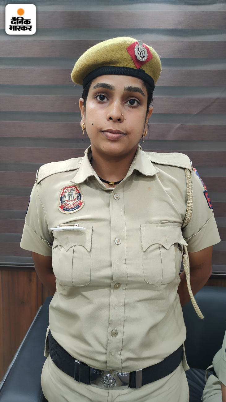 Vandana Dubey, who was serving at the Adarsh Nagar police station, caught the thieves.