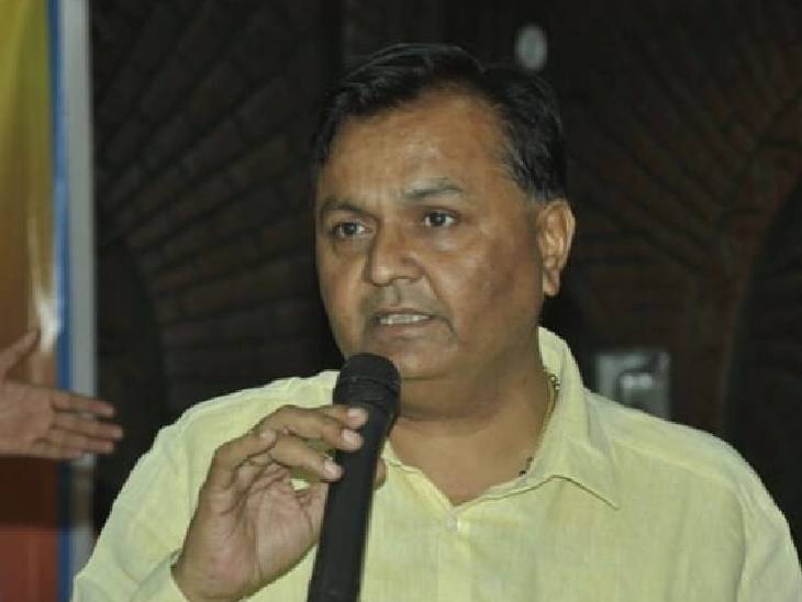 अमरनाथ मिश्रा, वरिष्ठ महामंत्री, लखनऊ व्यापार मंडल