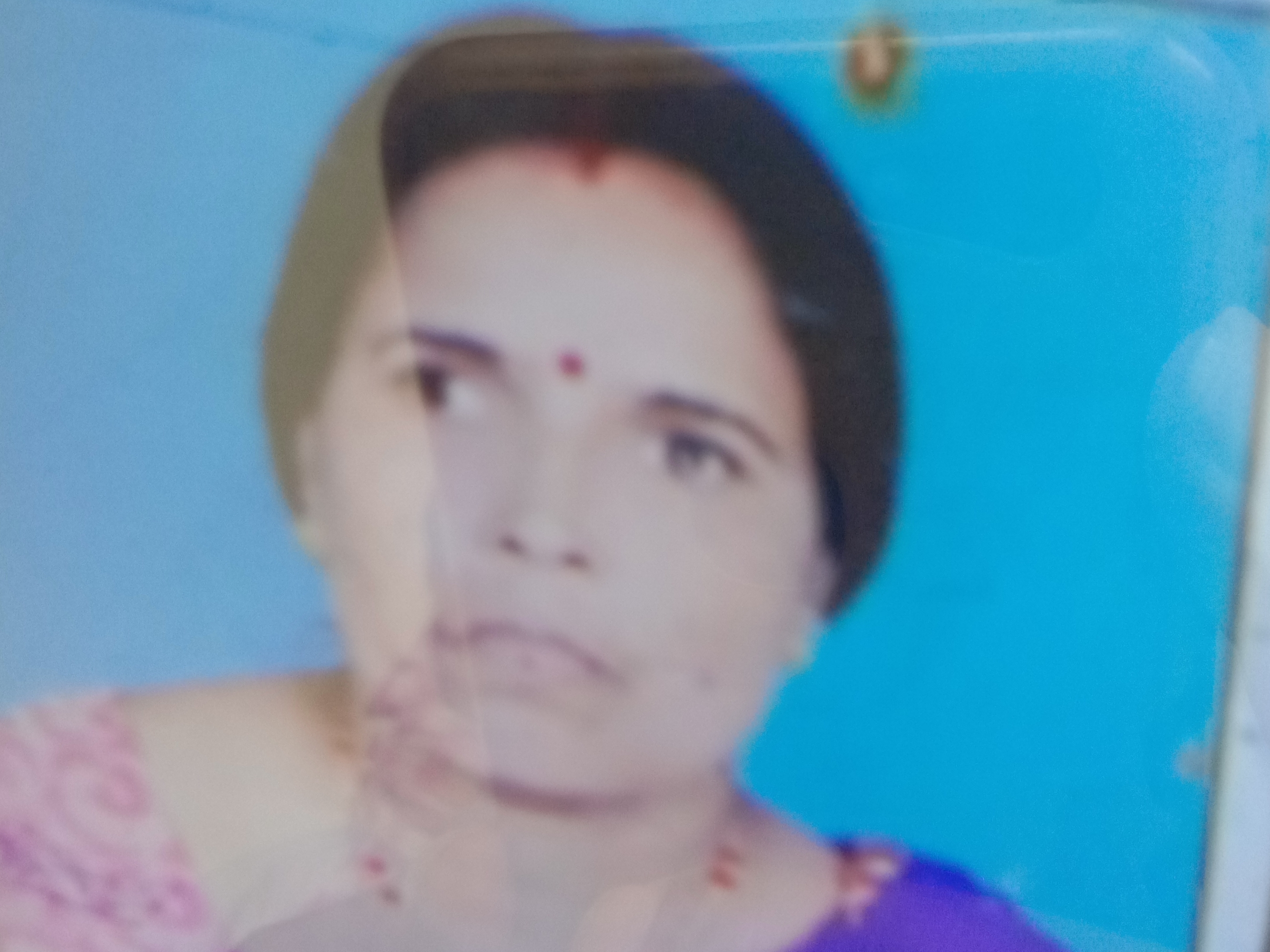 7 साल का मासूम खेलने के दौरान ढक्कन नहीं लगे होने के कारण शौचालय के सोख्ता  में गिरा | 7 year old boy fell in toilet blotting due to lack of lid