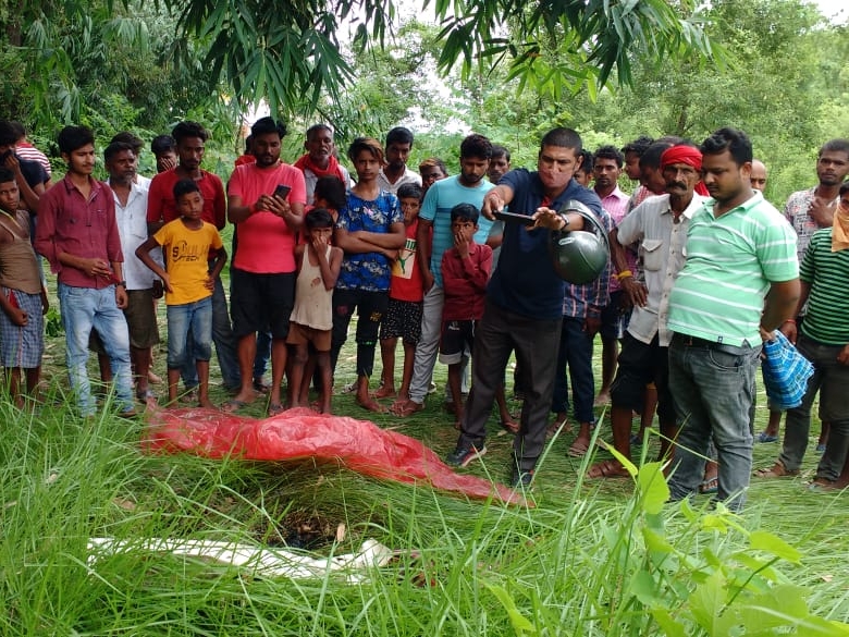 केन्द्र सरकार द्वारा खाद्य सामग्री पर GST लगाने पर जिला मुख्यालय में किया प्रदर्शन | Jan Adhikar Party protested at district headquarters Hajipur on imposition of GST on food items by the