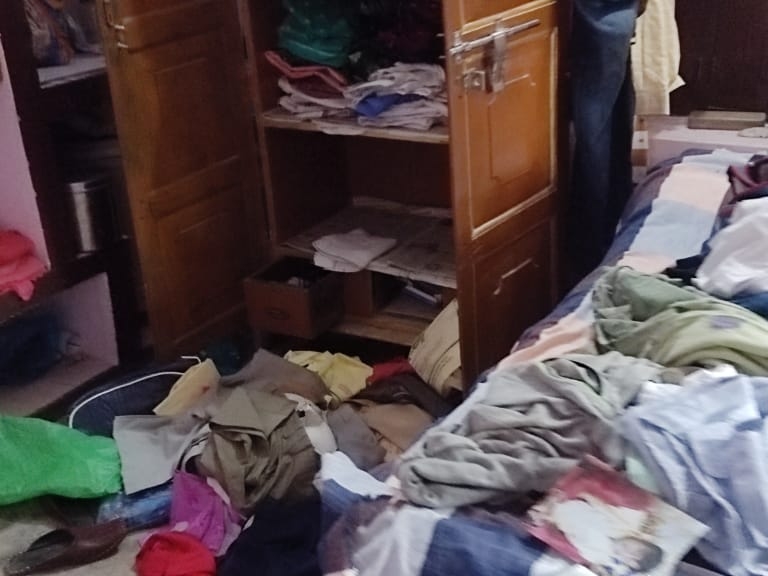 सीतामढ़ी में वकील के घर 5.25 लाख की डकैती: 22 की संख्या में आए डकैतों ने  दिया घटना को अंजाम, दहशत फैलाने के लिए की फायरिंग – Bharat News India