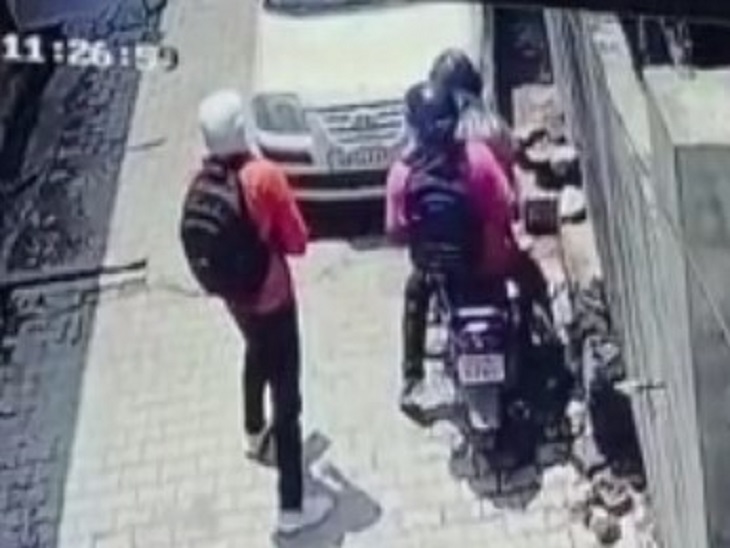 सीसीटीवी में कैद आरोपी।